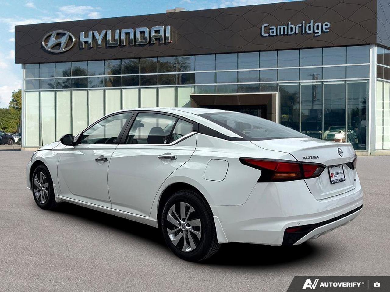2024 Nissan Altima S   NO ACCIDENTS   CARPLAY   6.5L/100KM Photo4