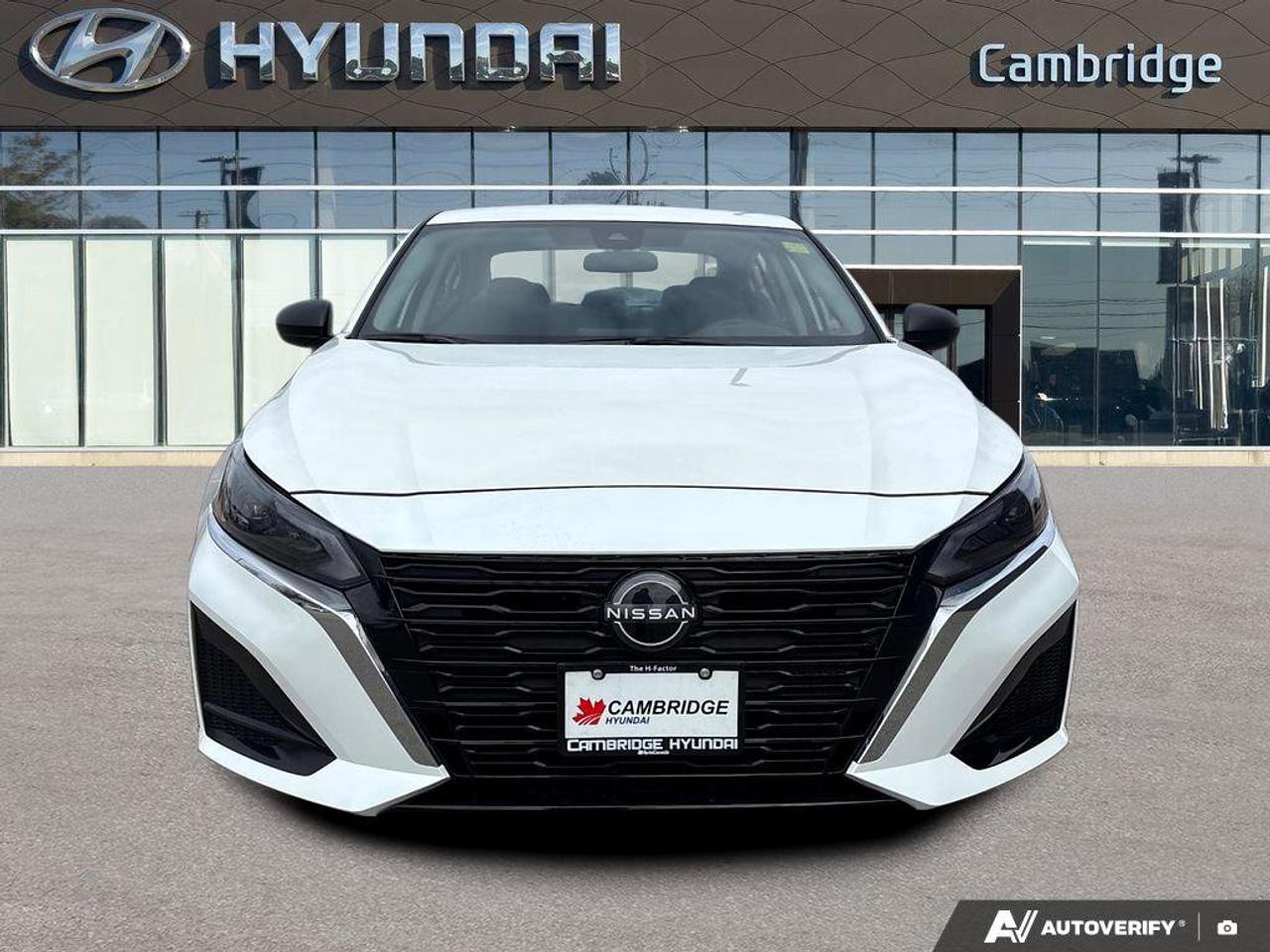 2024 Nissan Altima S   NO ACCIDENTS   CARPLAY   6.5L/100KM Photo