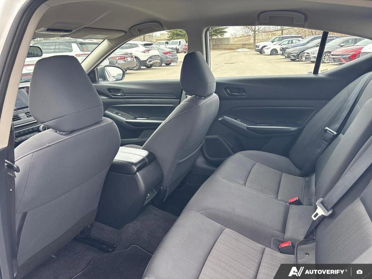 2024 Nissan Altima S   NO ACCIDENTS   CARPLAY   6.5L/100KM Photo
