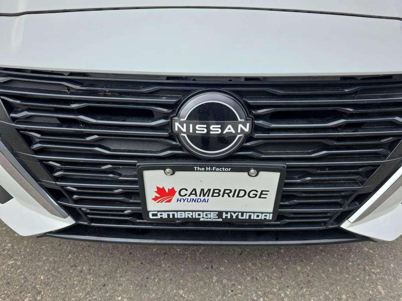 2024 Nissan Altima S AWD   NO ACCIDENTS HEATSEATS CARPLAY 6.5L/100KM Photo