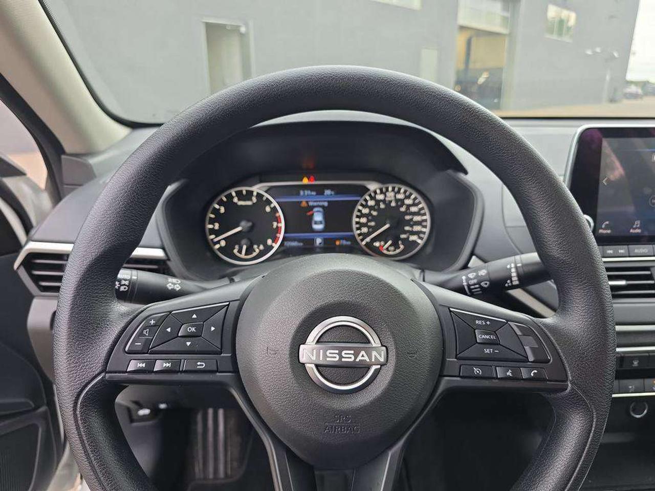 2024 Nissan Altima S AWD   NO ACCIDENTS HEATSEATS CARPLAY 6.5L/100KM Photo