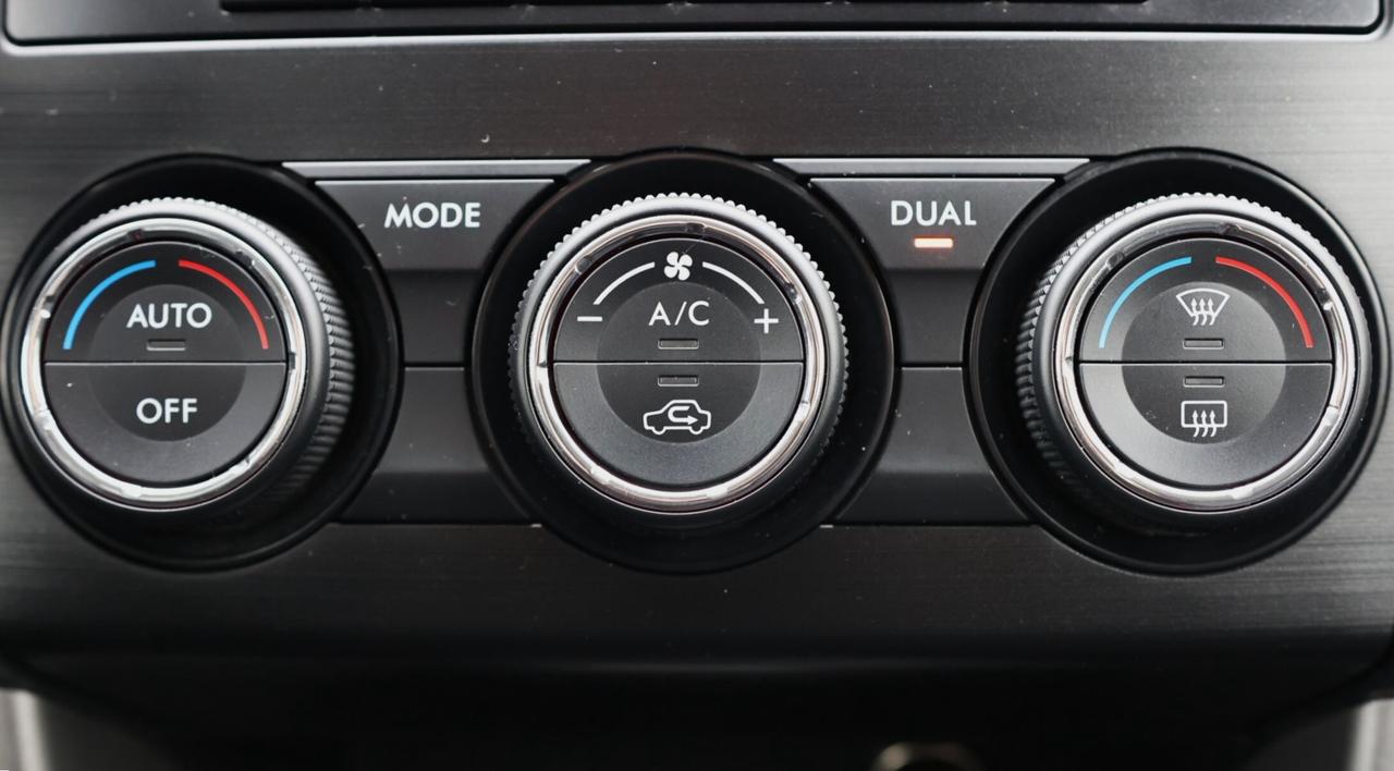 2015 Subaru Forester TOURING-2.5-AWD/B CAM/PANO ROOF/POWER SEAT/H SEATS Photo