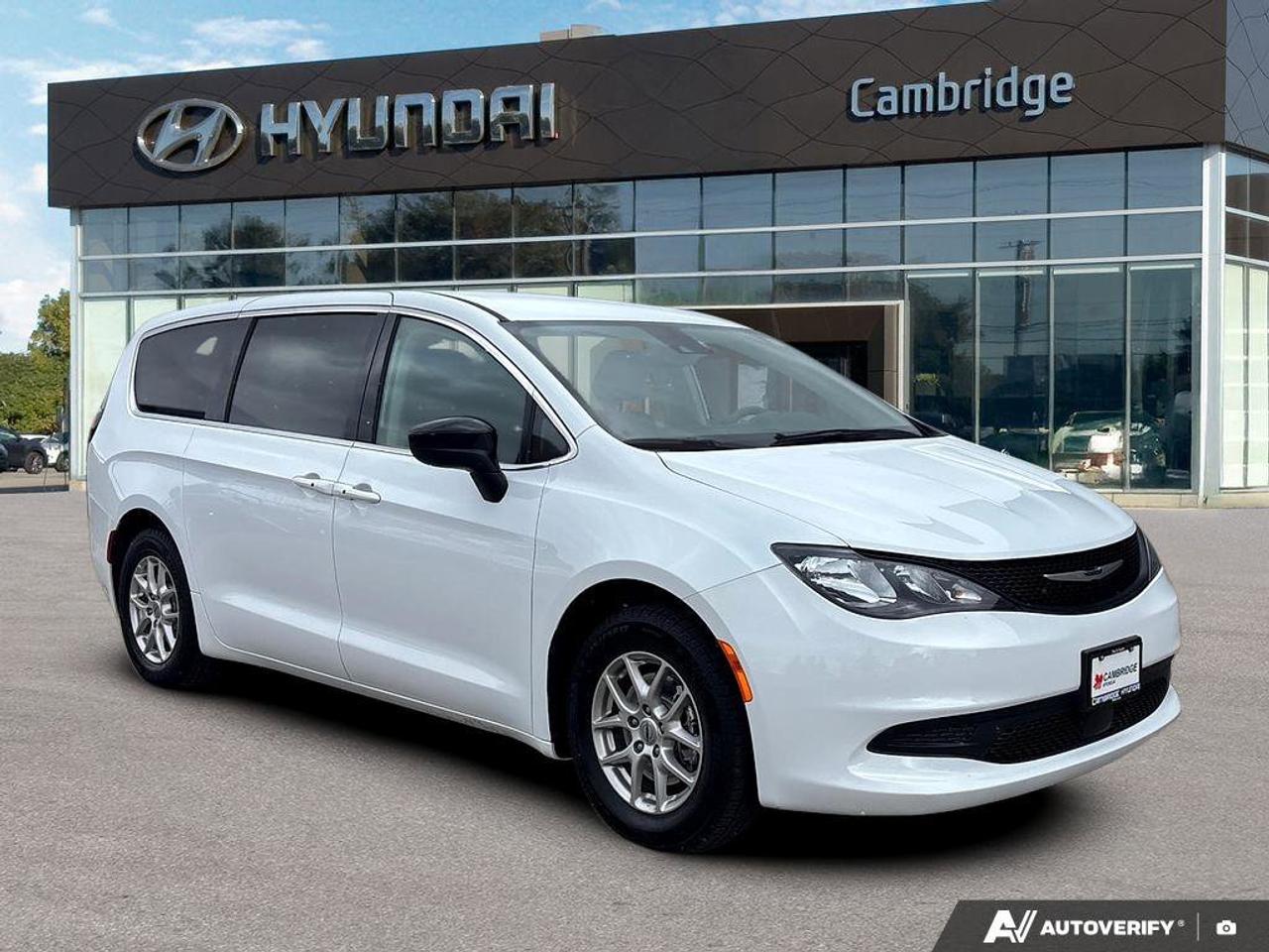 2024 Chrysler Grand Caravan SXT   CLEAN CARFAX   Stow 'n Go seating Photo