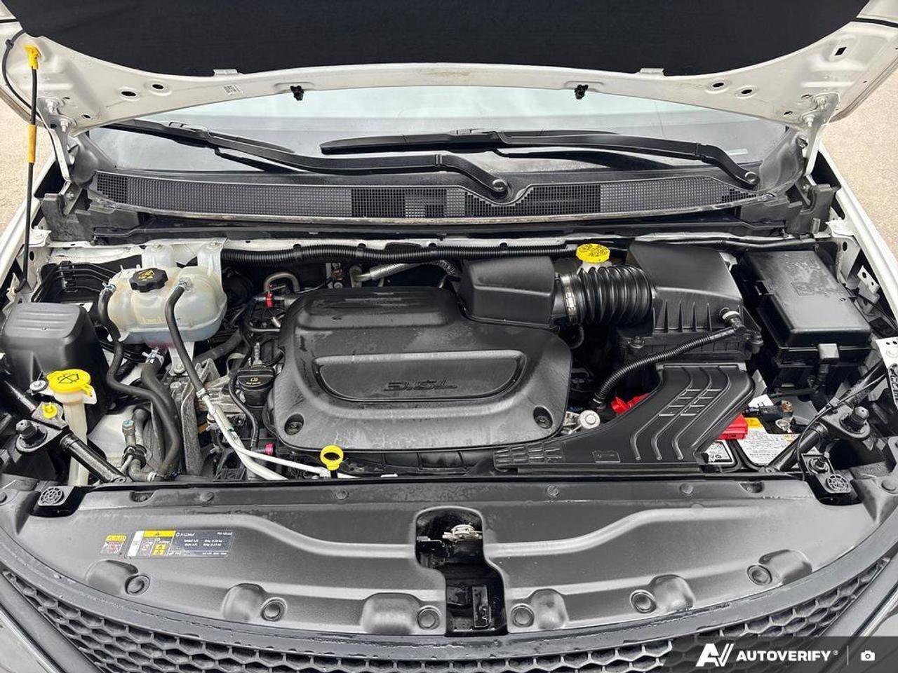 2024 Chrysler Grand Caravan SXT   CLEAN CARFAX   Stow 'n Go seating Photo