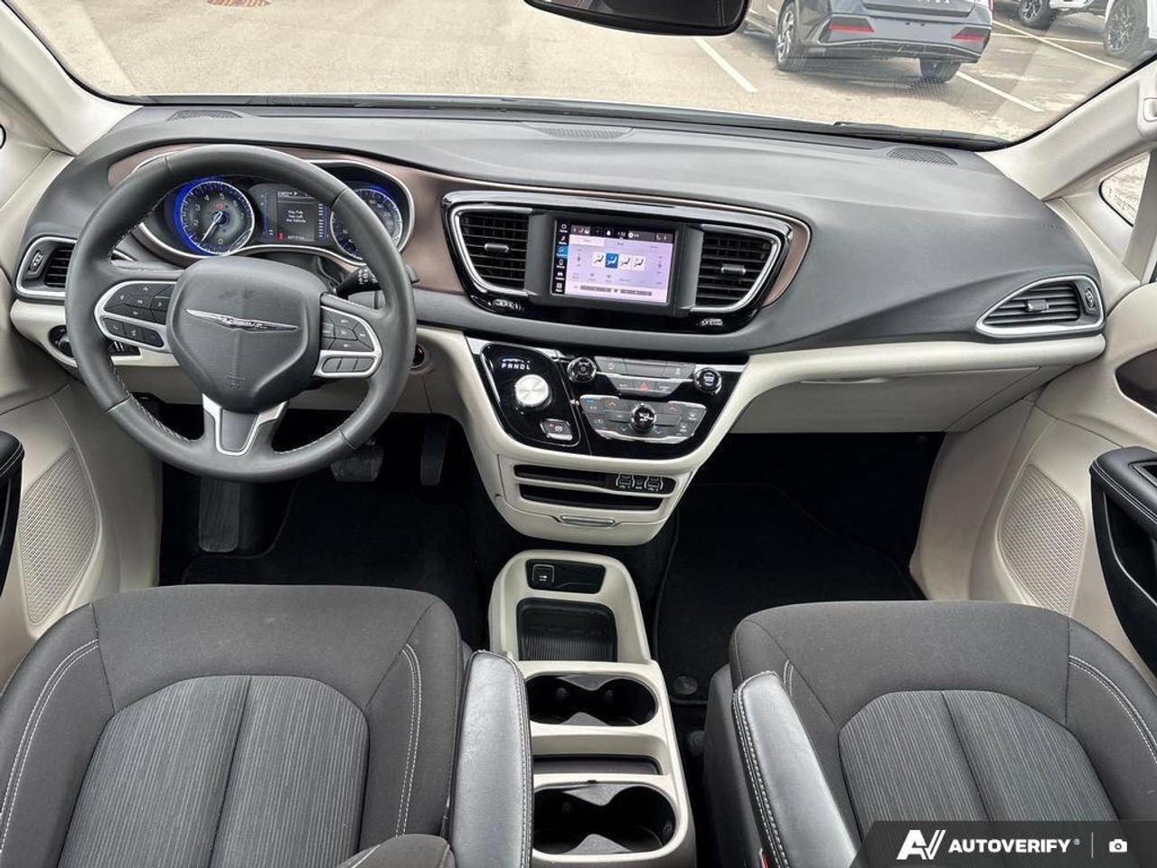 2024 Chrysler Grand Caravan SXT   CLEAN CARFAX   Stow 'n Go seating Photo