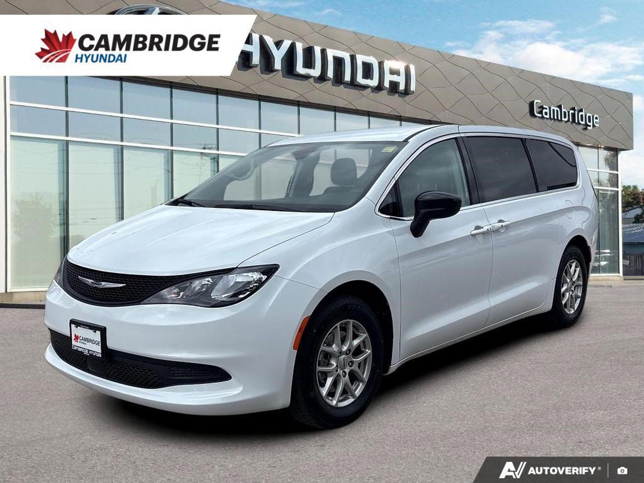 2024 Chrysler Grand Caravan SXT   NO ACCIDENTS   HEATED SEATS   8.4L/100KM Photo