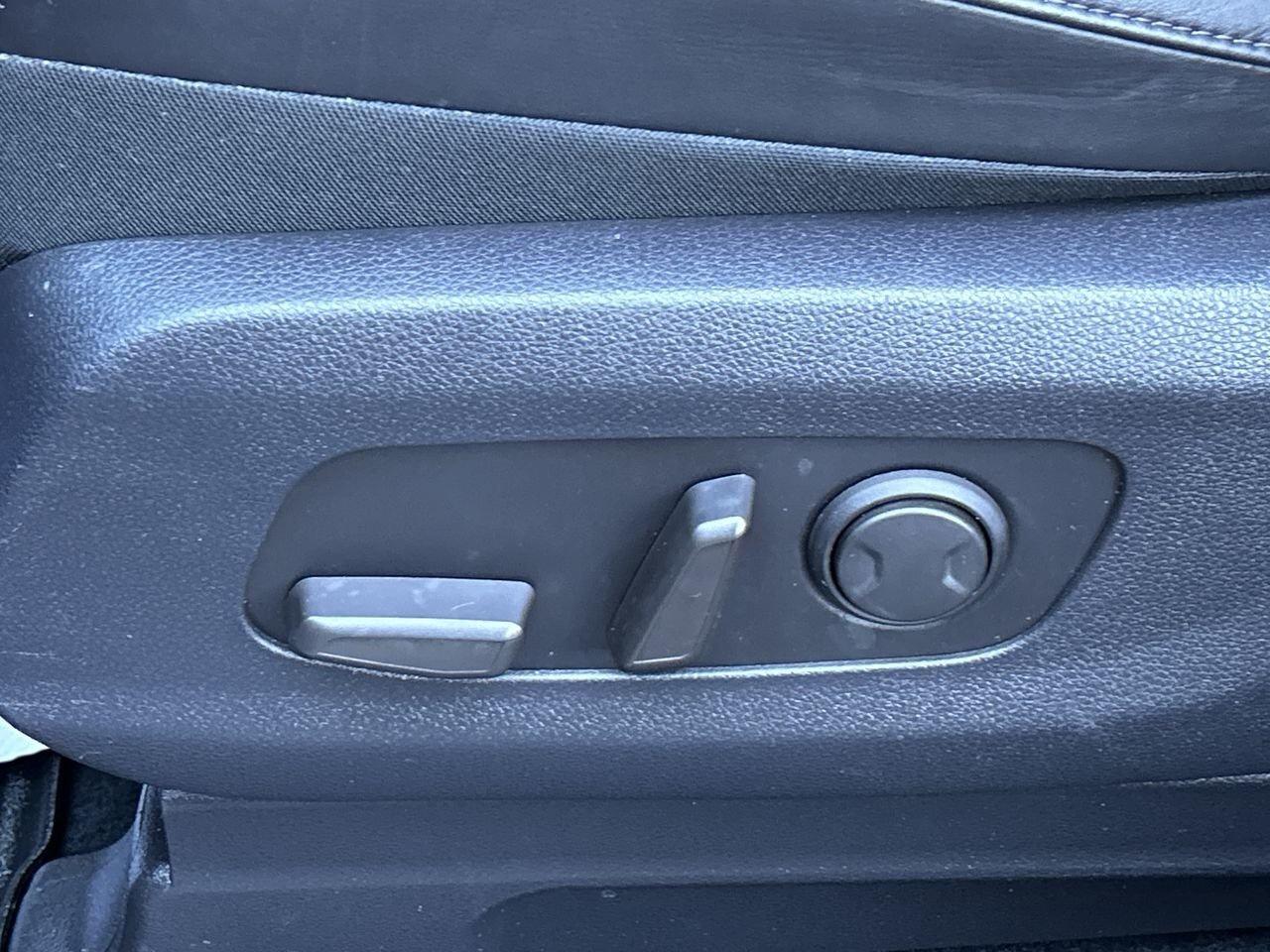 2025 Kia Carnival EX FWD   Premium Space, Family-Ready! 8Seats   Bli Photo