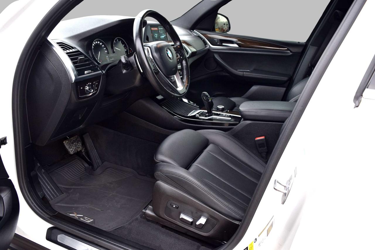 2018 BMW X3 xDrive30i Back Up Camera Photo