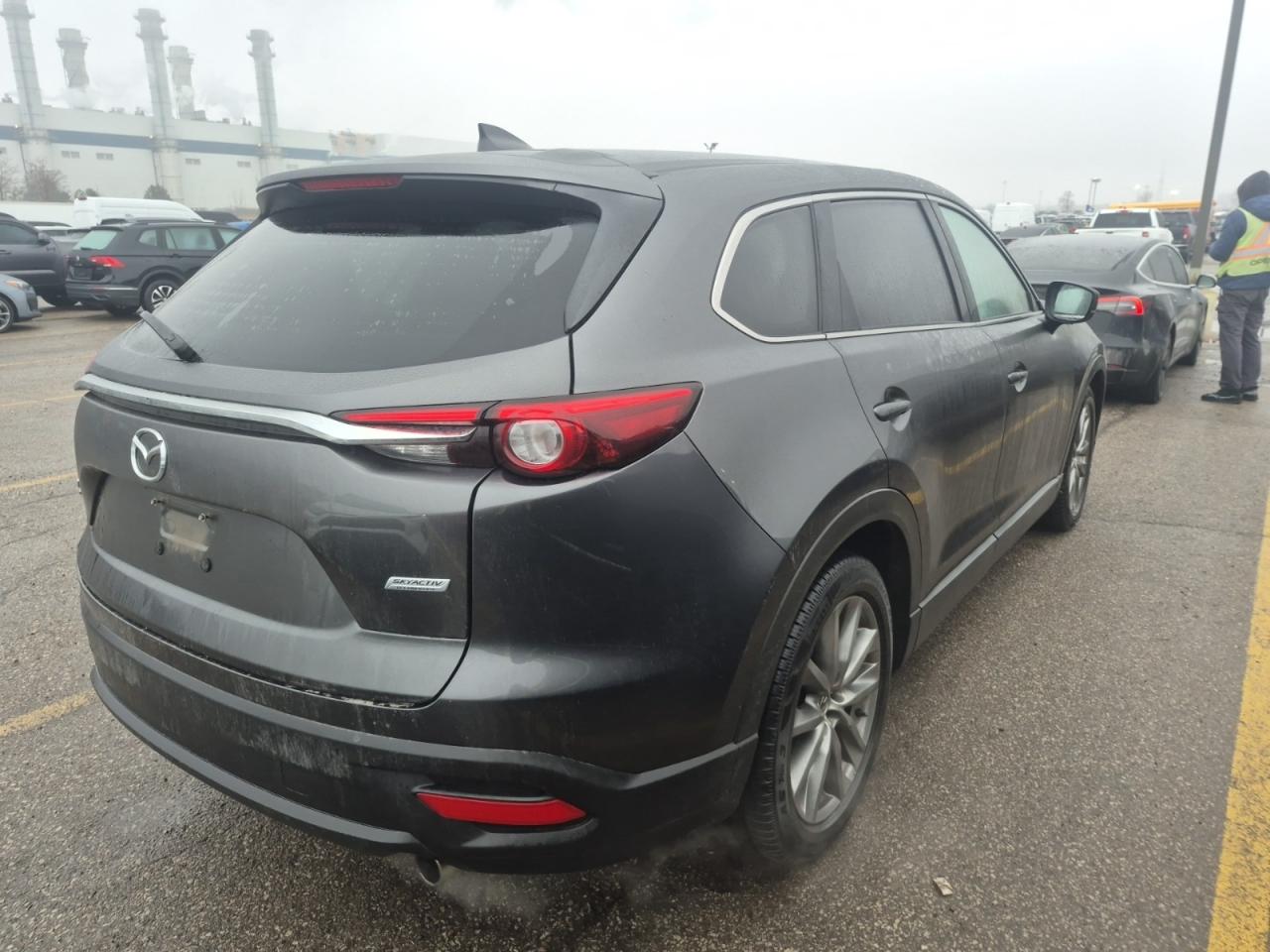 2019 Mazda CX-9 GSL l AWD l 7 Passanger l 2.5i l 4Cyl Photo