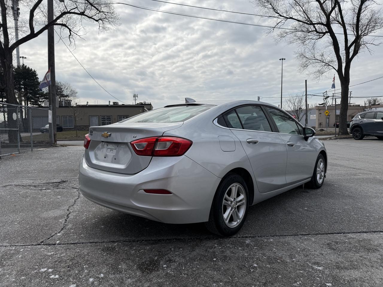 2018 Chevrolet Cruze No Accident l OneOwner l 6Spd l 29 Service Record Photo