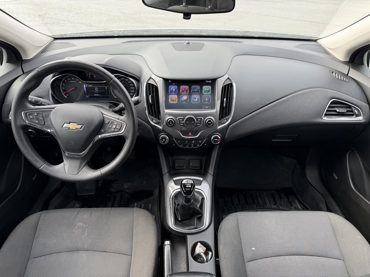 2018 Chevrolet Cruze No Accident l OneOwner l 6Spd l 29 Service Record Photo