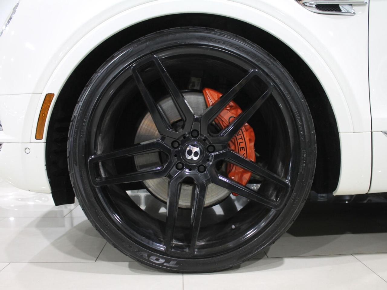 2020 Bentley Bentayga 24 Black Wheels V8 7 Passenger No Accidents Headsu Photo