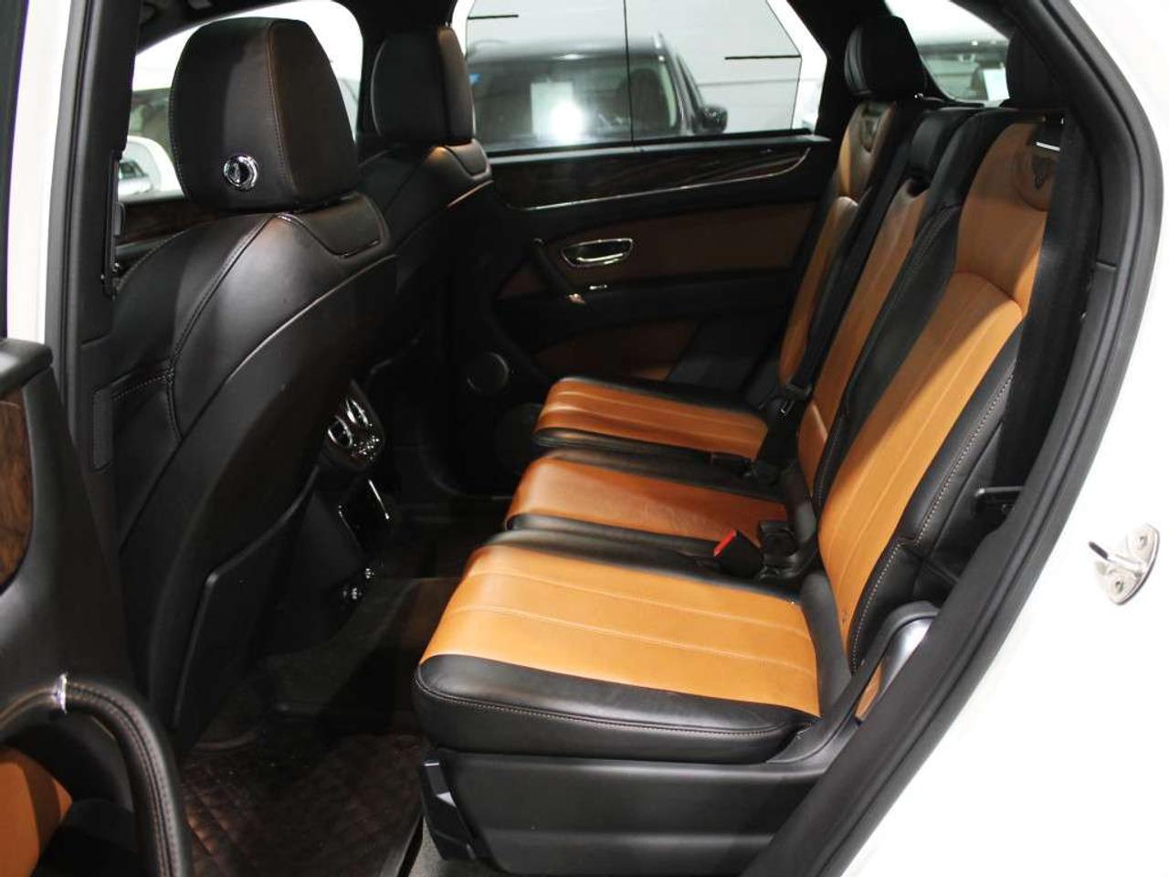 2020 Bentley Bentayga 24 Black Wheels V8 7 Passenger No Accidents Headsup Display Navi 360 Camera Photo