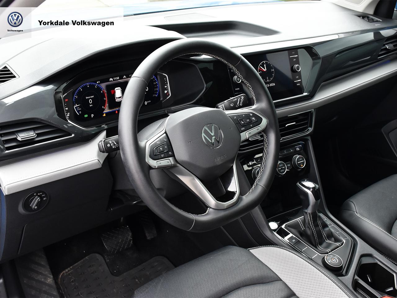 2022 Volkswagen Taos Highline Photo