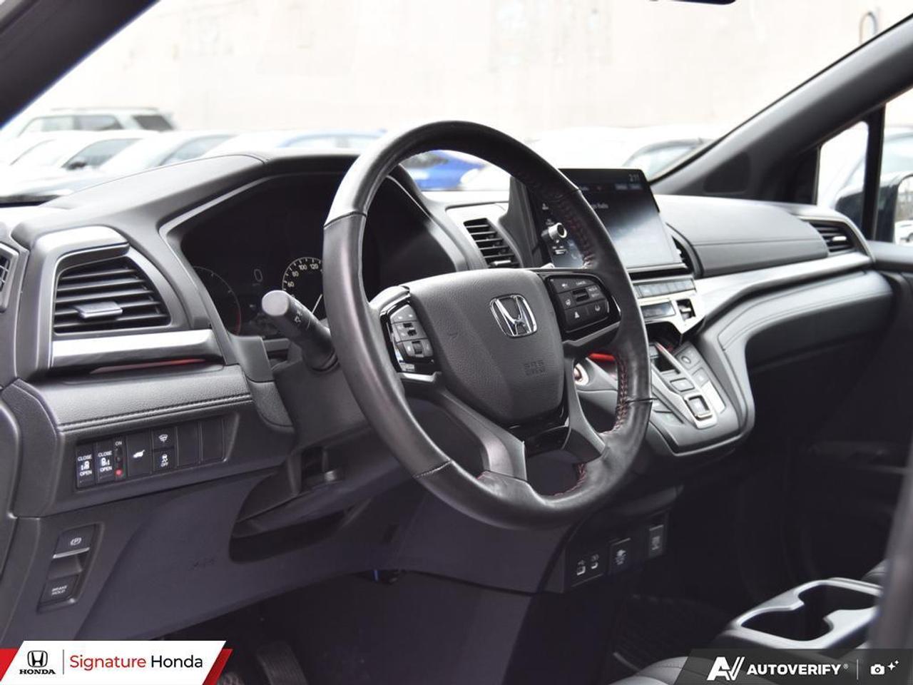 2025 Honda Odyssey Sport-L Photo
