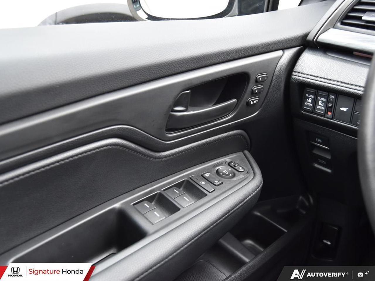 2025 Honda Odyssey Sport-L Photo