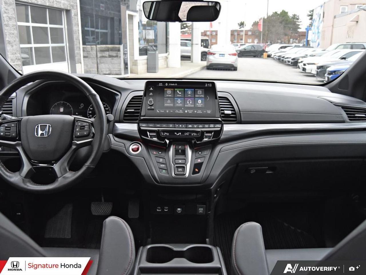 2025 Honda Odyssey Sport-L Photo