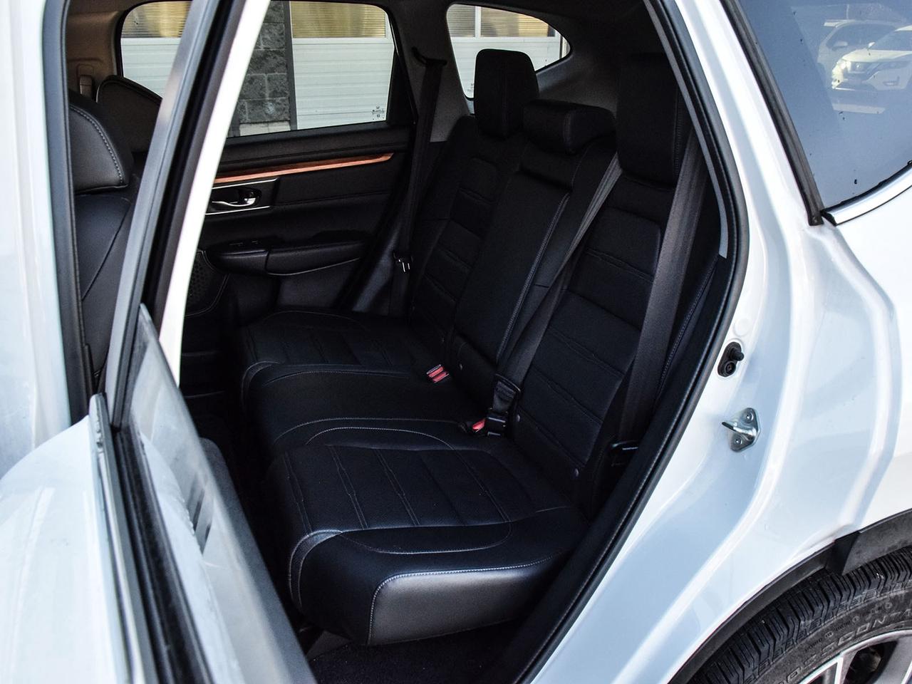 2022 Honda CR-V Touring Photo