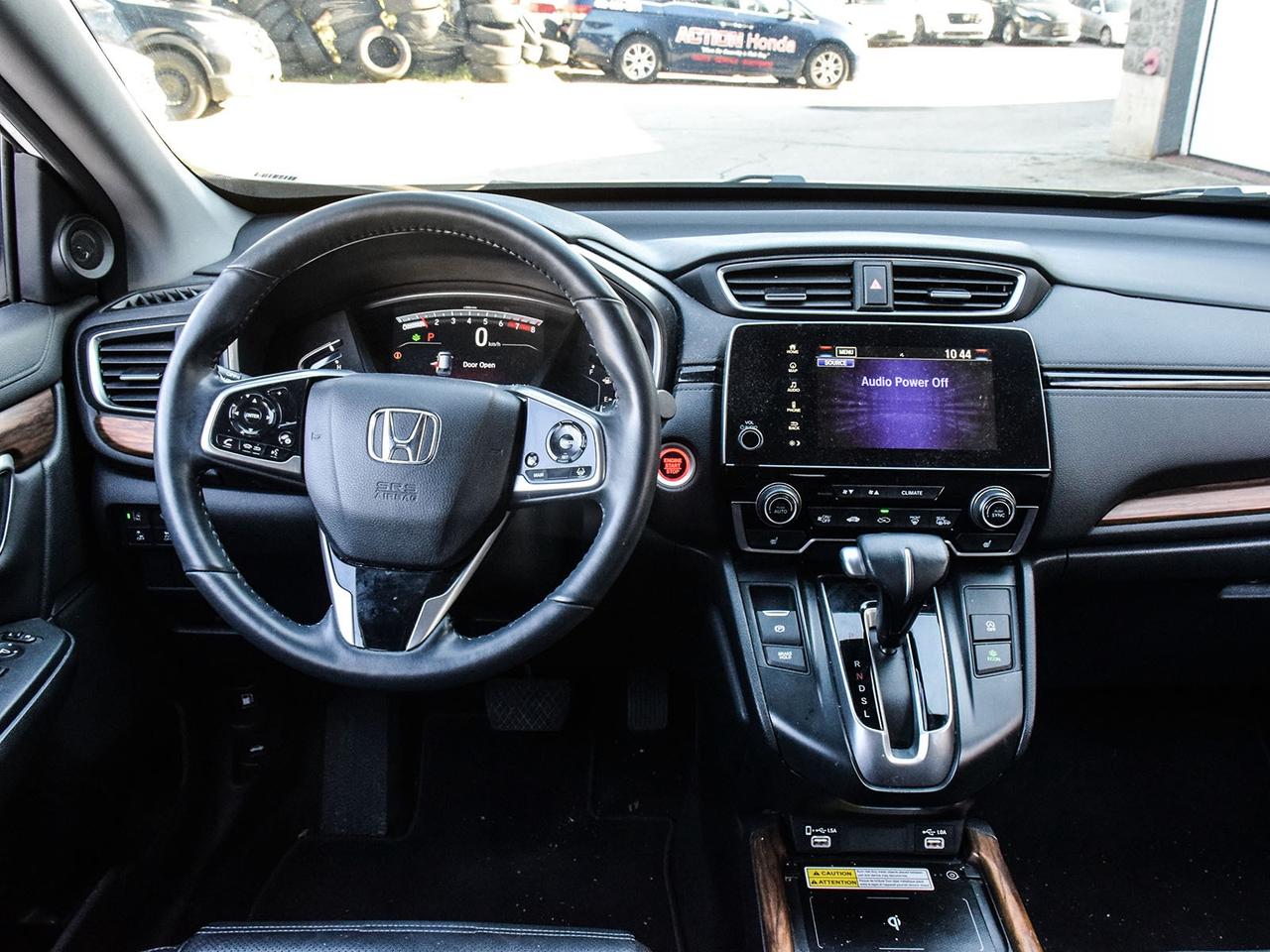 2022 Honda CR-V Touring Photo