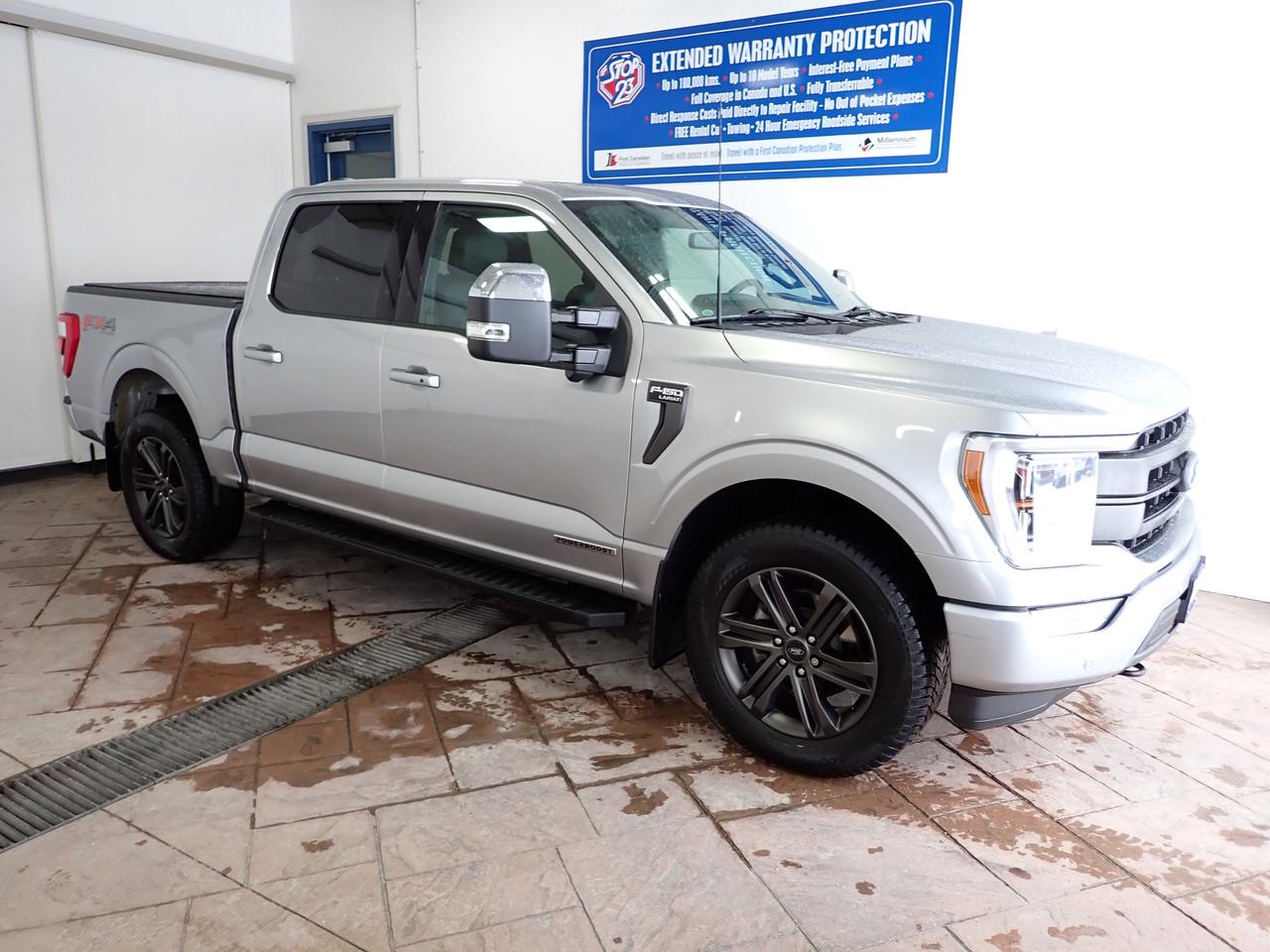 2022 Ford F-150 LARIAT SUPERCREW *HYBRID* LEATHER NAVI SUNROOF 5.5 BOX 4WD Photo