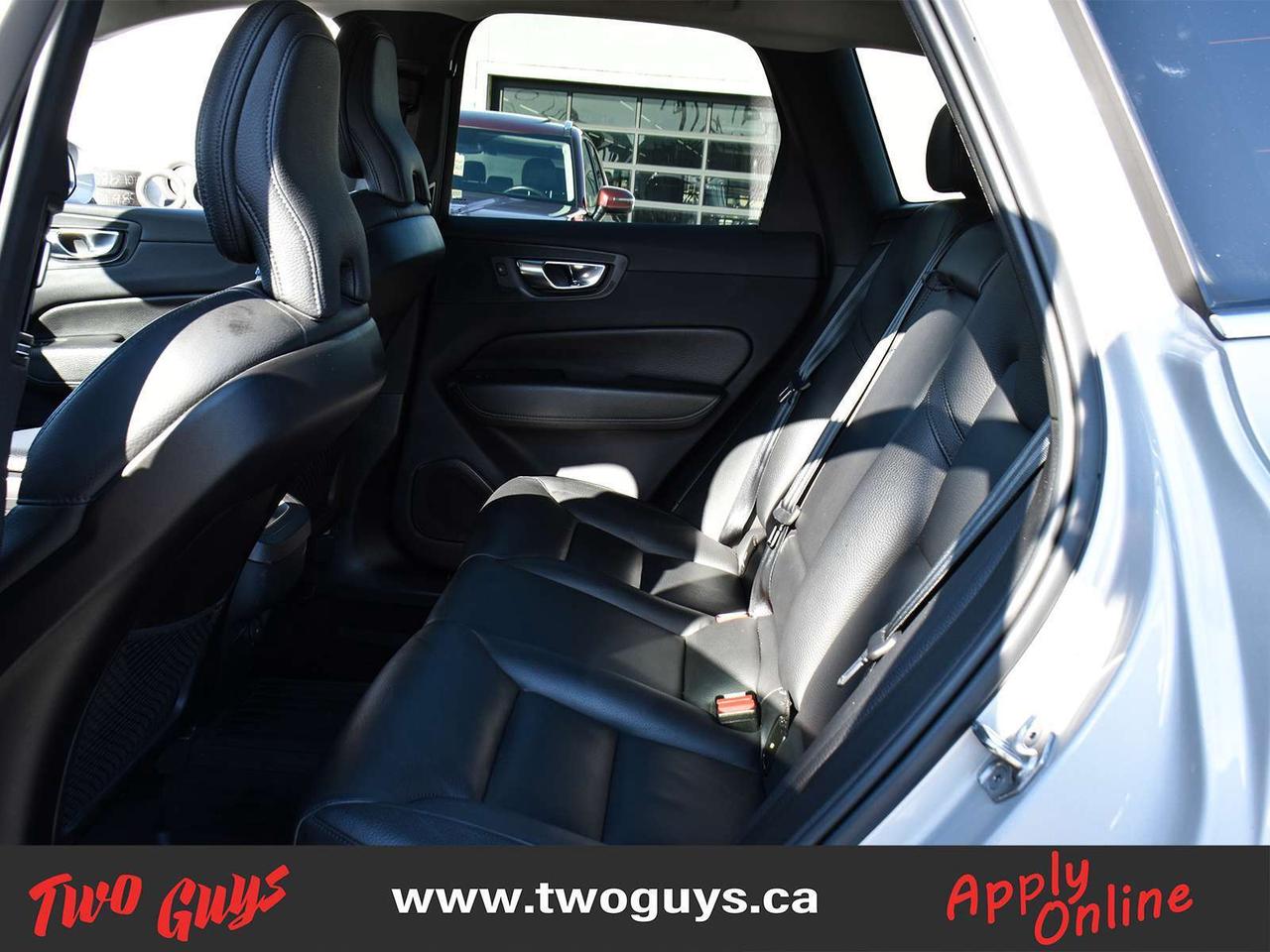 2022 Volvo XC60 B6 Momentum   Leather   Panoroof   Nav Photo