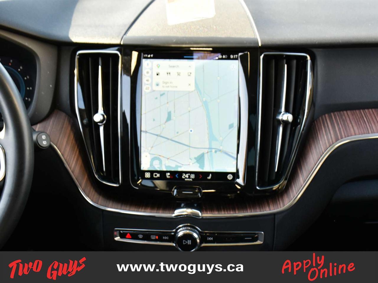 2022 Volvo XC60 B6 Momentum   Leather   Panoroof   Nav Photo