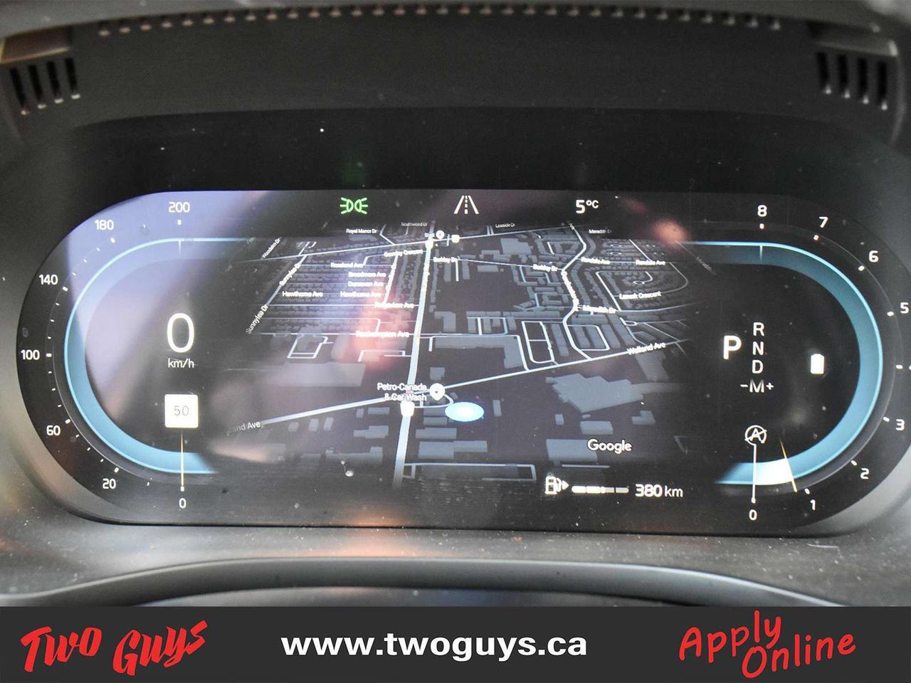 2022 Volvo XC60 B6 Momentum   Leather   Panoroof   Nav Photo