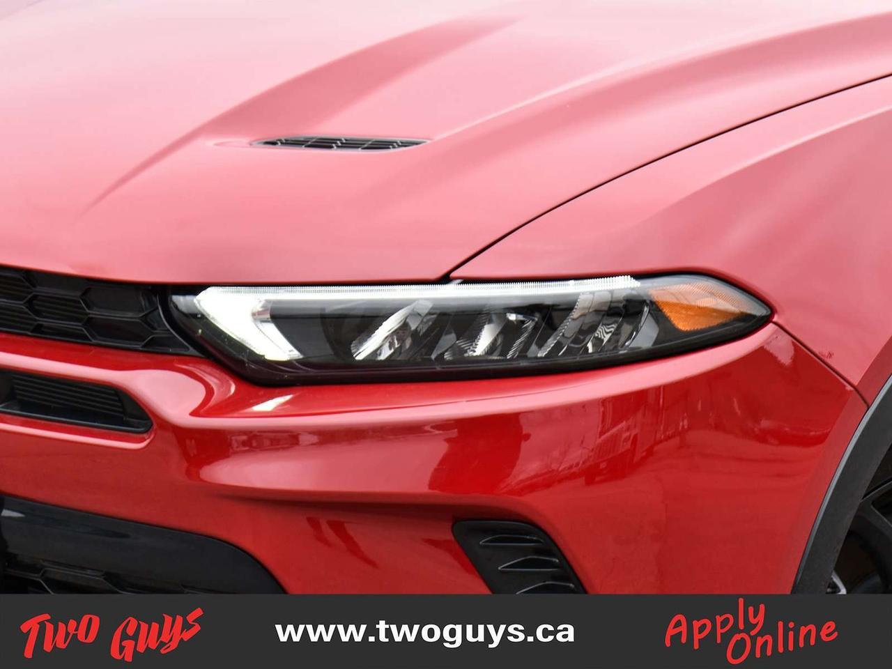 2024 Dodge Hornet R/T Blacktop   WOW KMS   HYBRID Photo