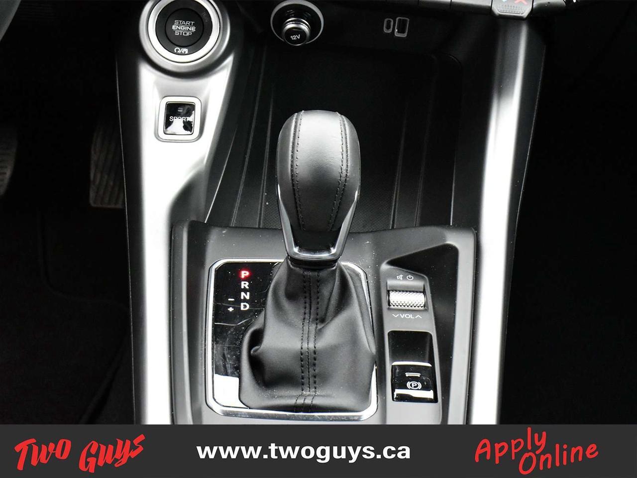 2024 Dodge Hornet R/T Blacktop   WOW KMS   HYBRID Photo