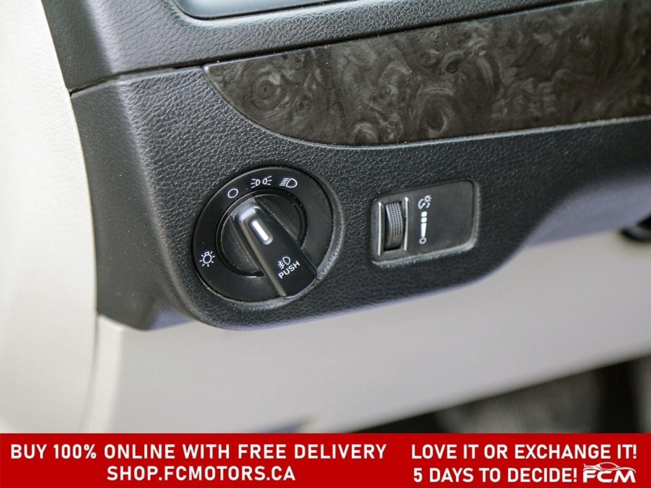 2017 Dodge Grand Caravan CREW ~AUTOMATIC, FULLY CERTIFIED WITH WARRANTY!!!! Photo