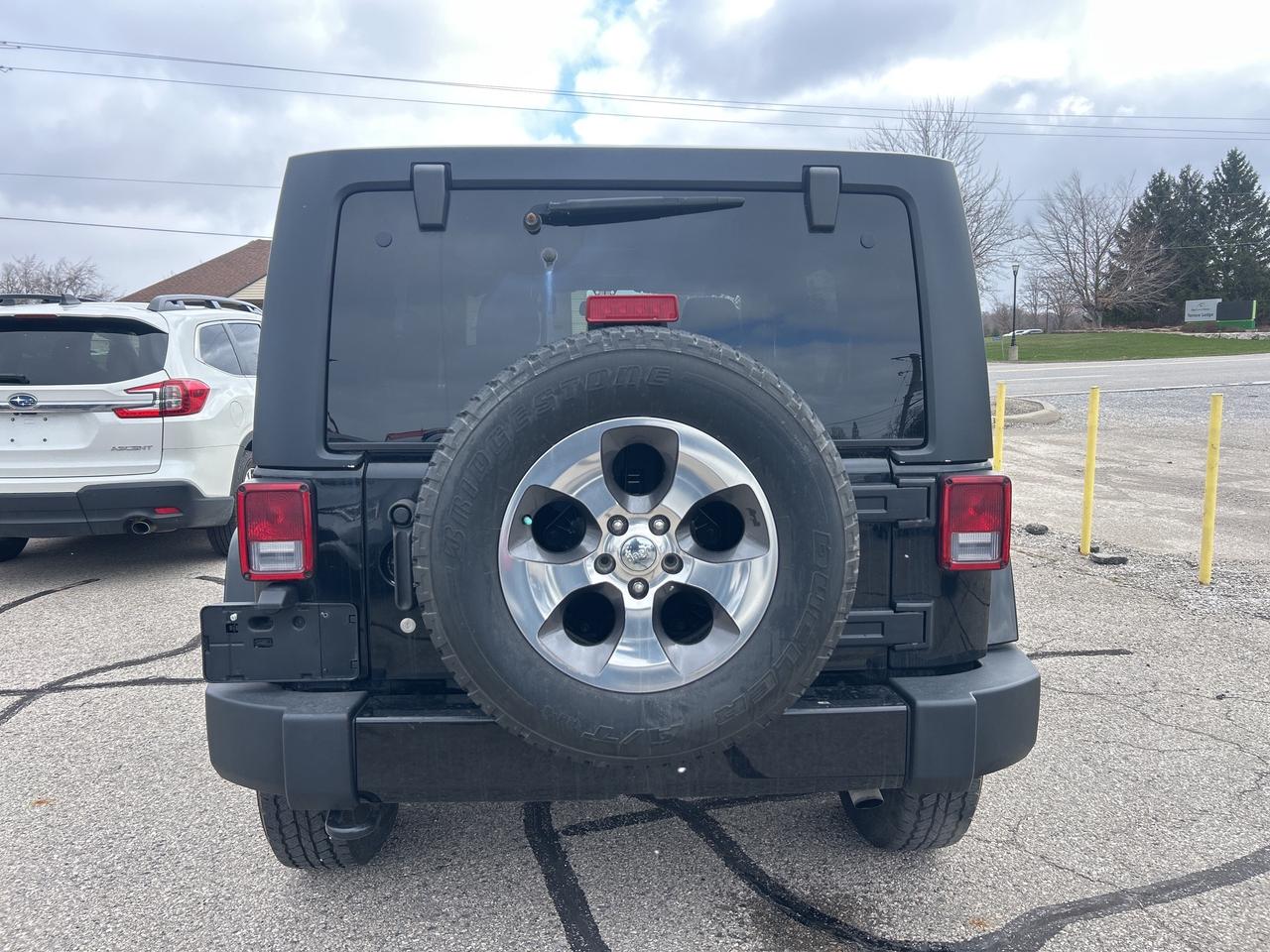 2018 Jeep Wrangler JK Unlimited SAHARA, CLEAN CARFAX, REMOTE START! Photo