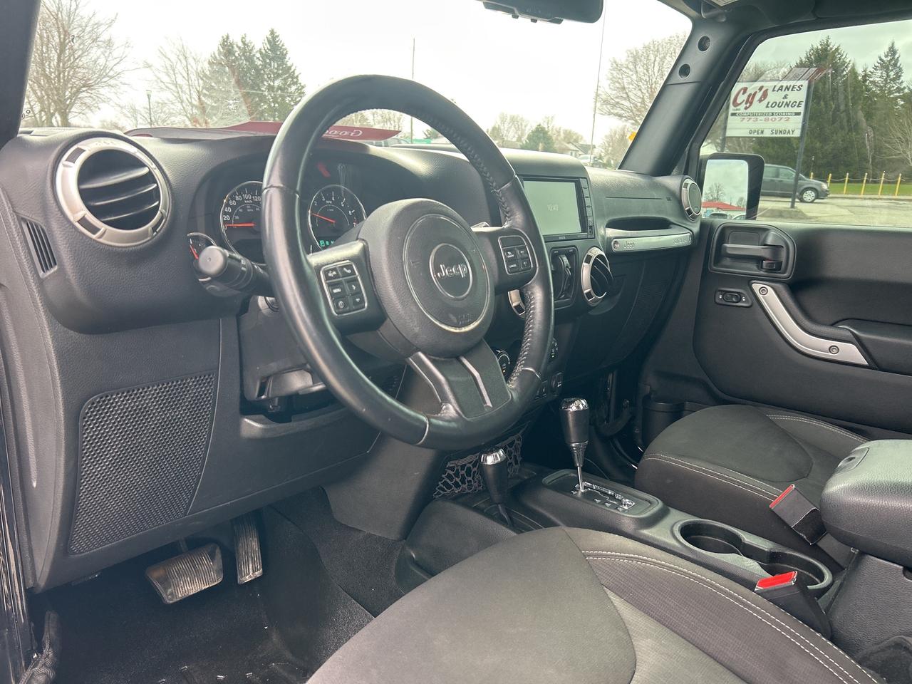 2018 Jeep Wrangler JK Unlimited SAHARA, CLEAN CARFAX, REMOTE START! Photo