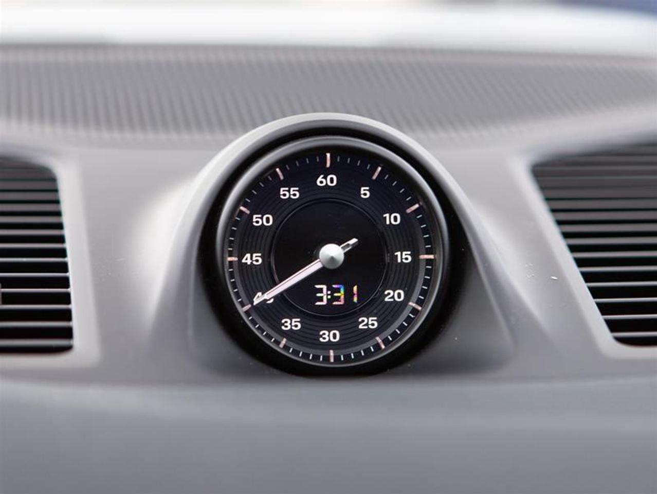 2024 Porsche Cayenne S e-Hybrid AWD Photo