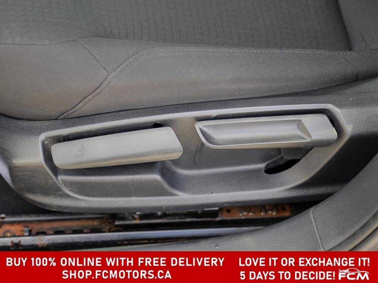 2015 Volkswagen Jetta ~AUTOMATIC, FULLY CERTIFIED WITH WARRANTY!!!!~ Photo