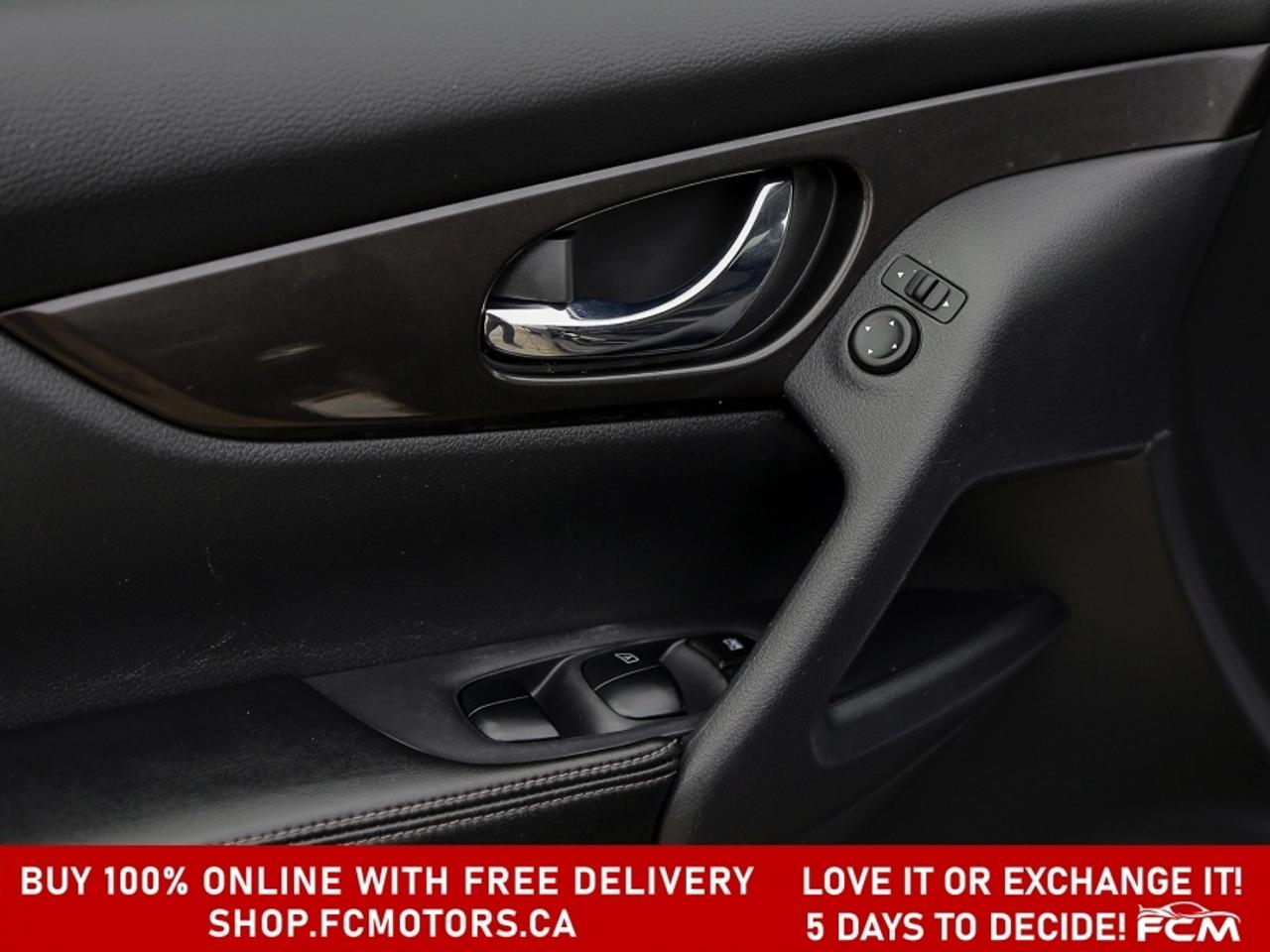 2019 Nissan Rogue SV AWD ~AUTOMATIC, FULLY CERTIFIED WITH WARRANTY!! Photo