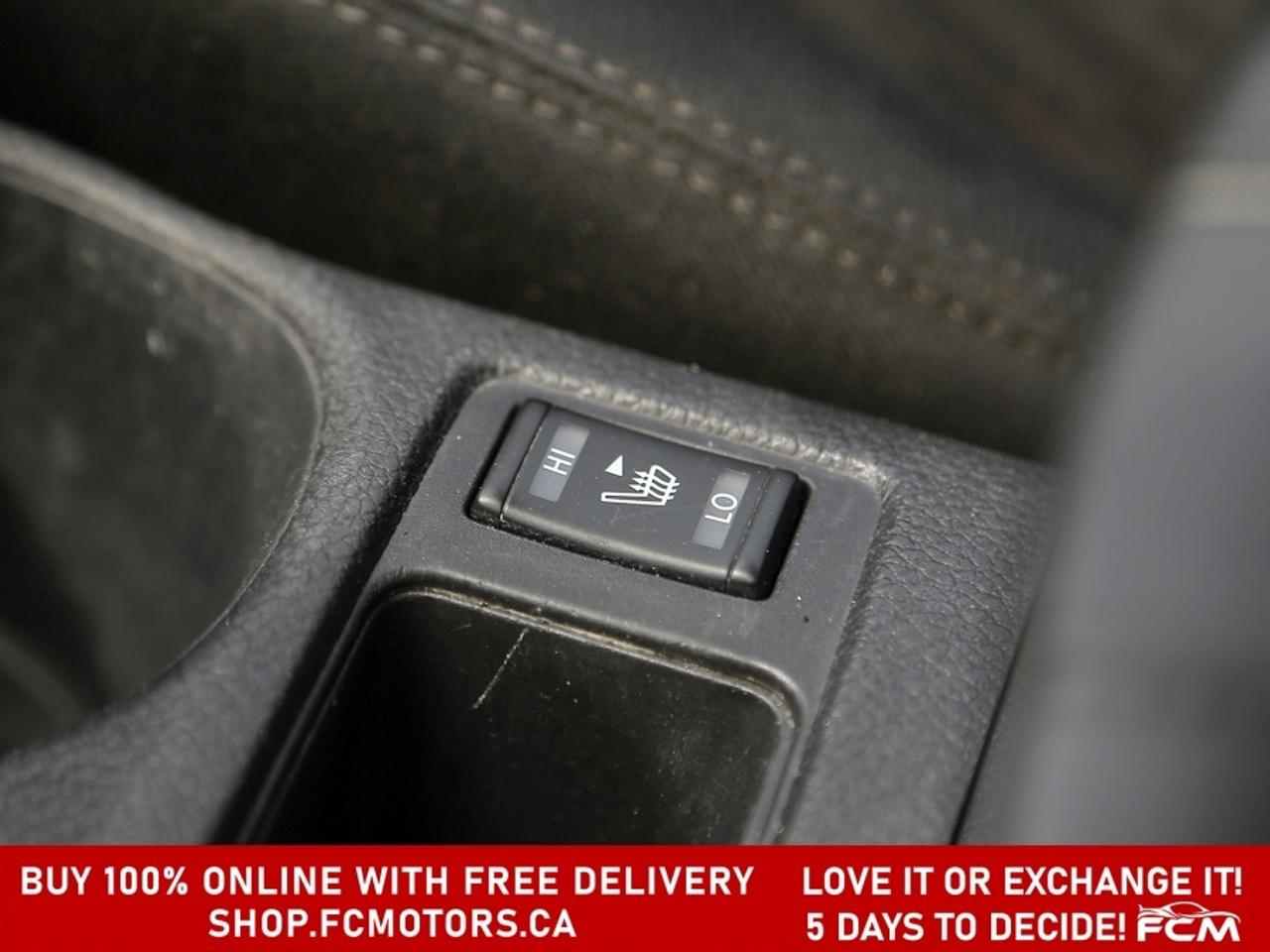 2019 Nissan Rogue SV AWD ~AUTOMATIC, FULLY CERTIFIED WITH WARRANTY!! Photo