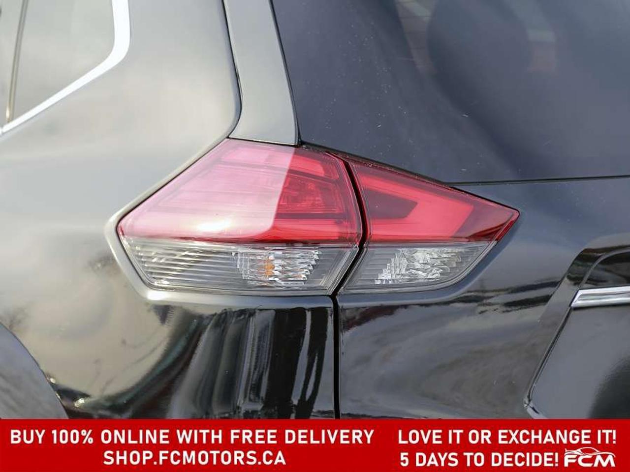2017 Nissan Rogue SV AWD   FULLY CERTIFIED WITH WARRANTY Photo
