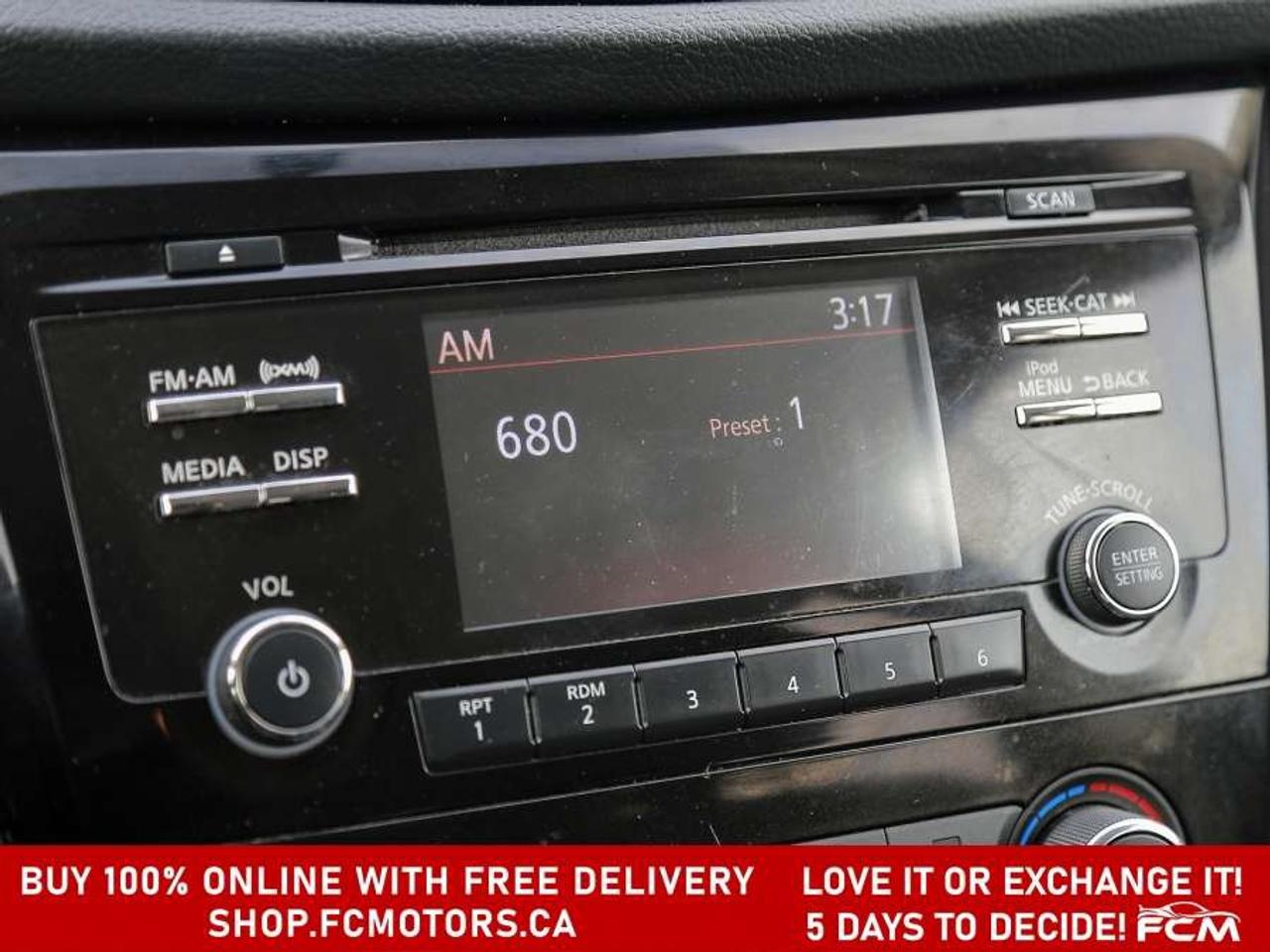 2017 Nissan Rogue SV AWD   FULLY CERTIFIED WITH WARRANTY Photo