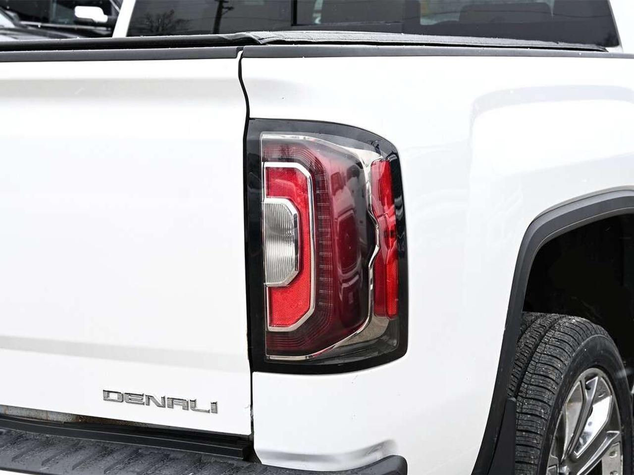 2016 GMC Sierra 1500 Denali Crew Cab 4x4 ~Nav ~Cam ~Roof ~Leather ~BOSE Photo
