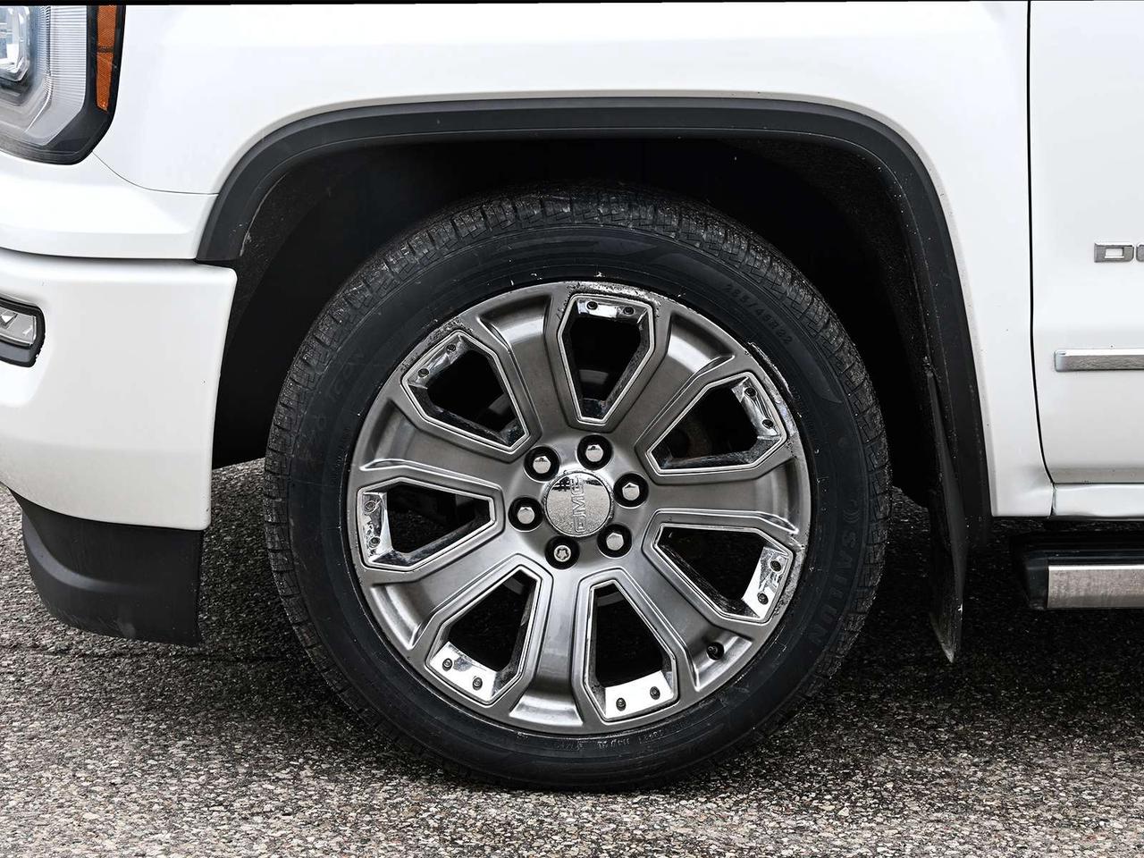 2016 GMC Sierra 1500 Denali Crew Cab 4x4 ~Nav ~Cam ~Roof ~Leather ~BOSE Photo