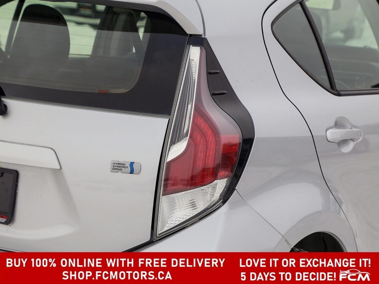 2015 Toyota Prius c ~AUTOMATIC, FULLY CERTIFIED WITH WARRANTY!!!!~ Photo