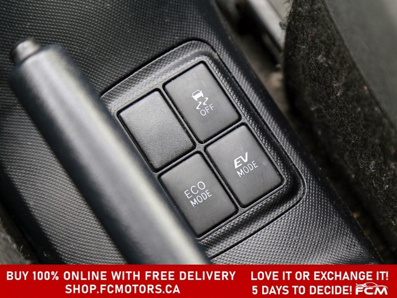 2015 Toyota Prius c ~AUTOMATIC, FULLY CERTIFIED WITH WARRANTY!!!!~ Photo