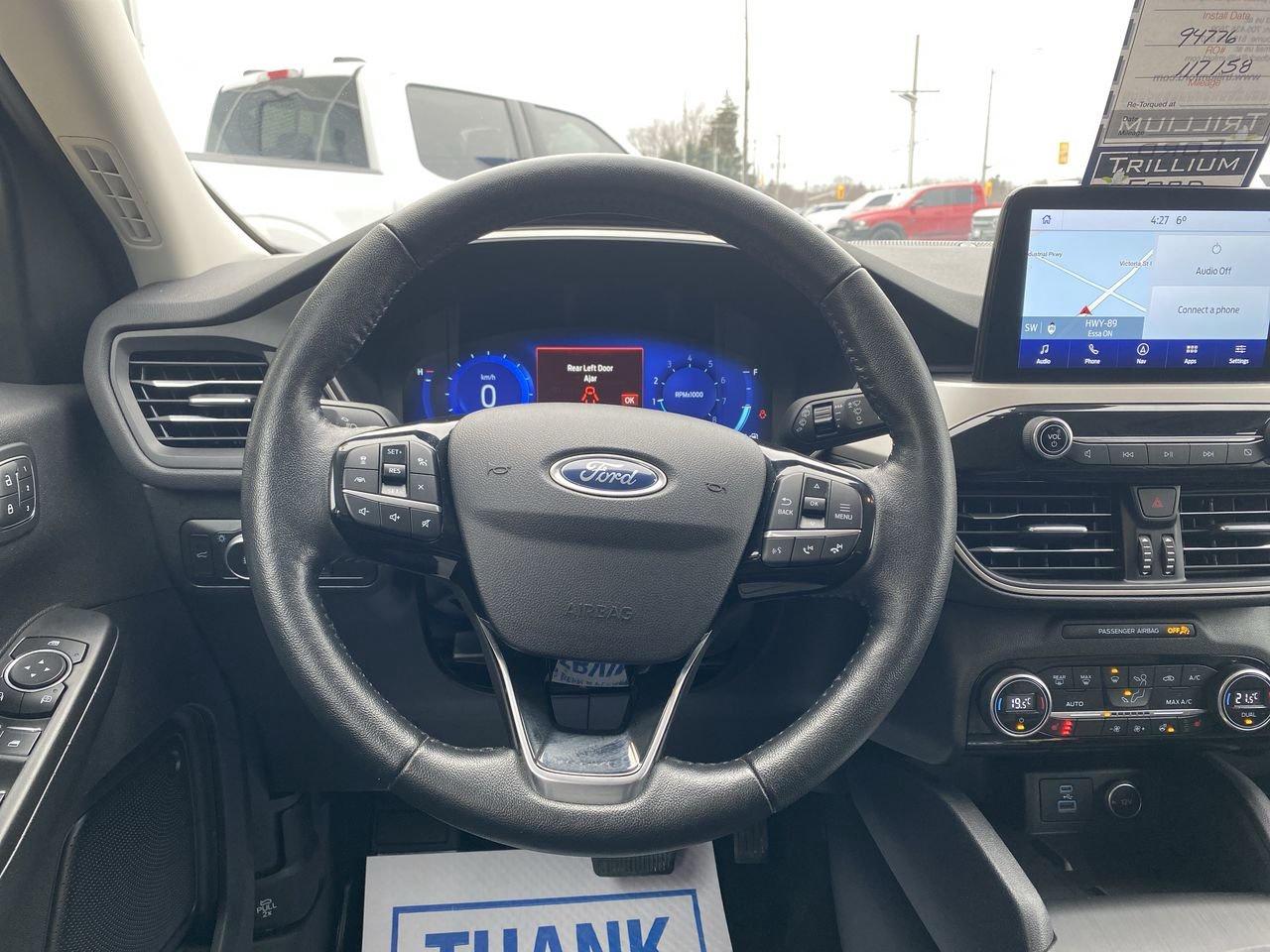 2021 Ford Escape SEL Photo