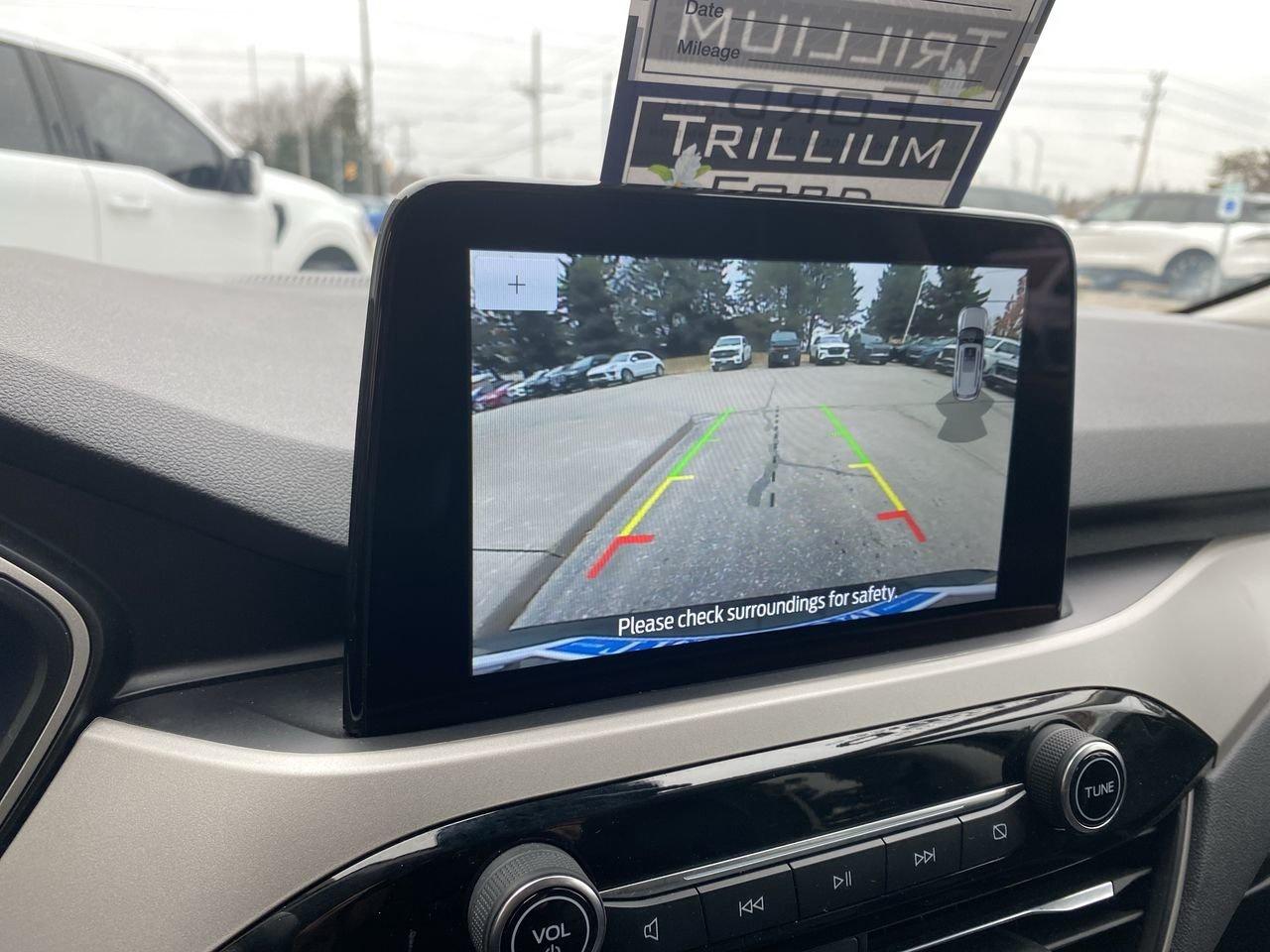 2021 Ford Escape SEL Photo