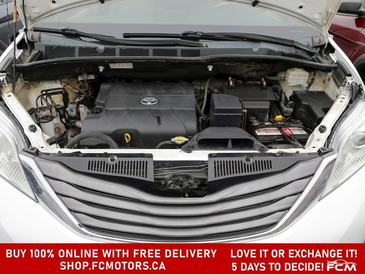 2013 Toyota Sienna XLE ~AUTOMATIC, FULLY CERTIFIED WITH WARRANTY!!!!~ Photo