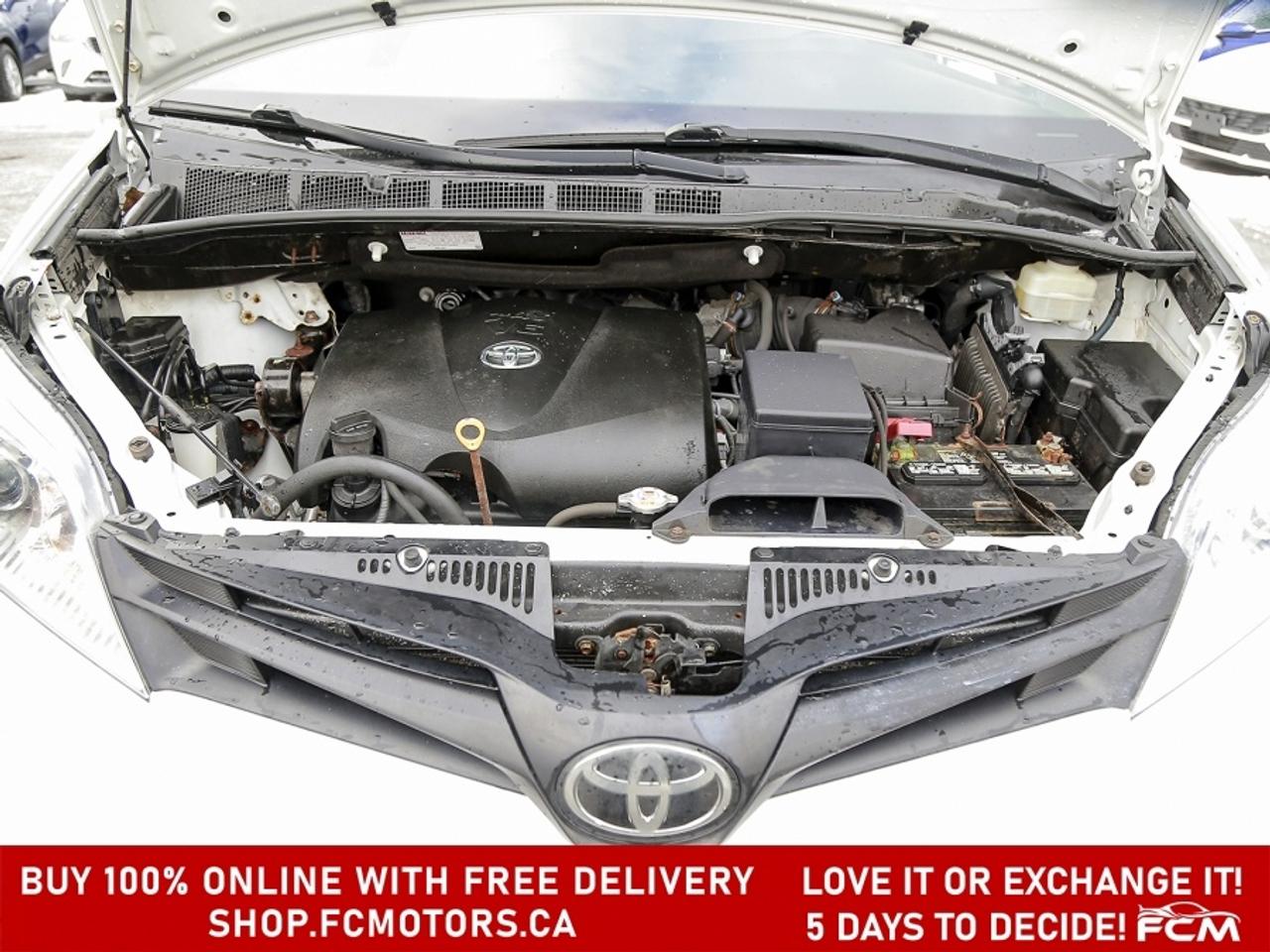 2019 Toyota Sienna ~AUTOMATIC, FULLY CERTIFIED WITH WARRANTY!!!!~ Photo