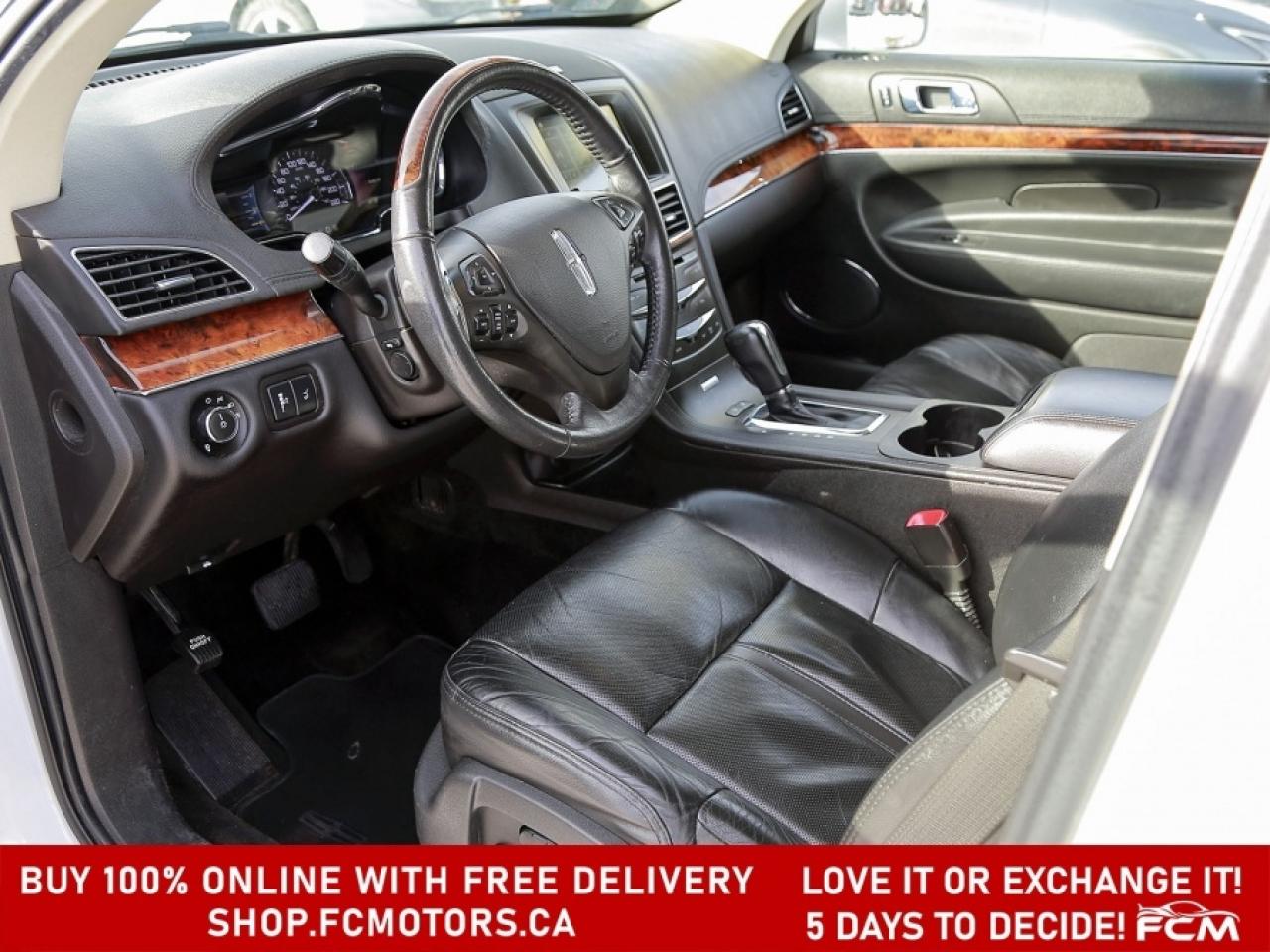 2018 Lincoln MKT RESERVE ~AUTOMATIC, FULLY CERTIFIED WITH WARRANTY! Photo