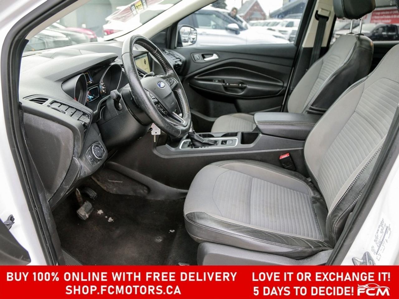 2017 Ford Escape SE AWD ~AUTOMATIC, FULLY CERTIFIED WITH WARRANTY!! Photo