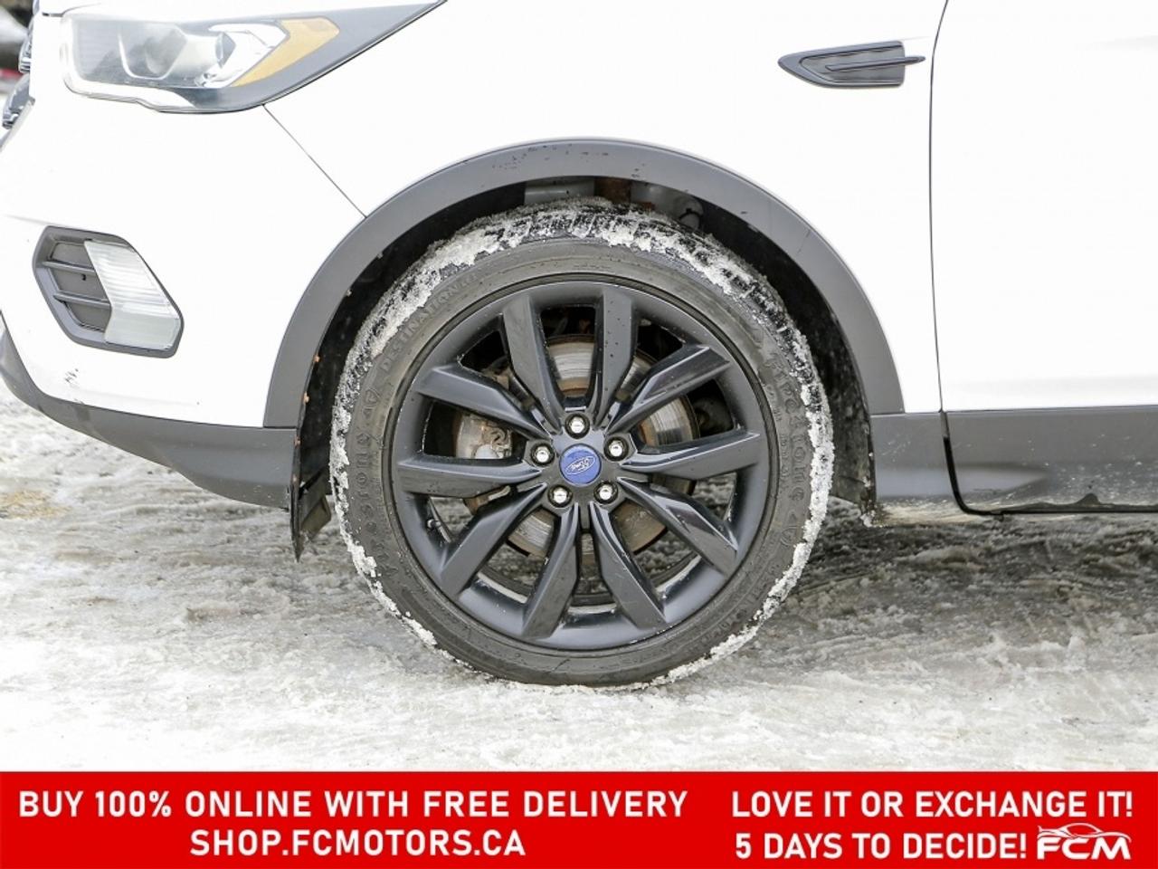 2017 Ford Escape SE AWD ~AUTOMATIC, FULLY CERTIFIED WITH WARRANTY!! Photo