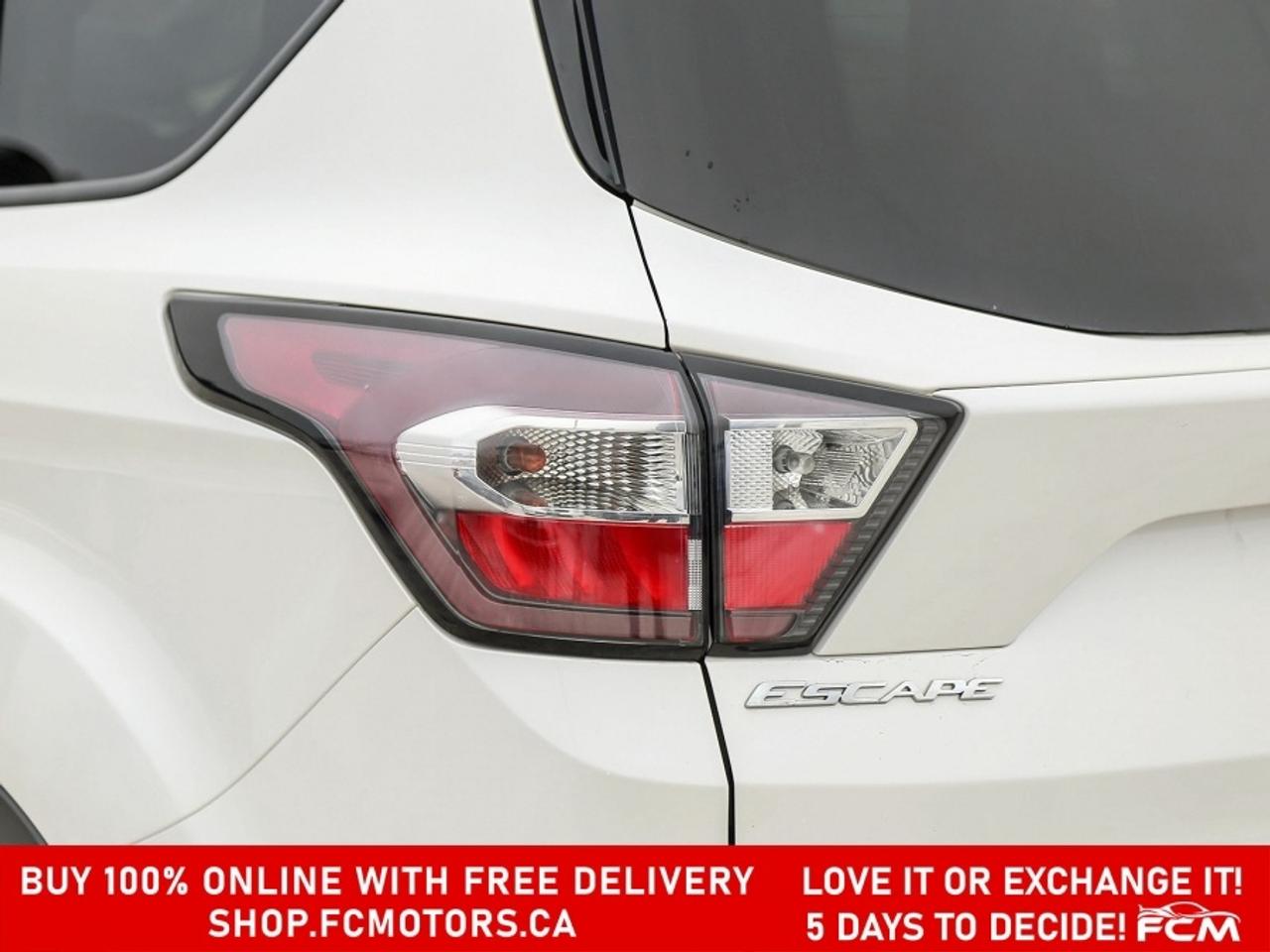 2017 Ford Escape SE AWD ~AUTOMATIC, FULLY CERTIFIED WITH WARRANTY!! Photo